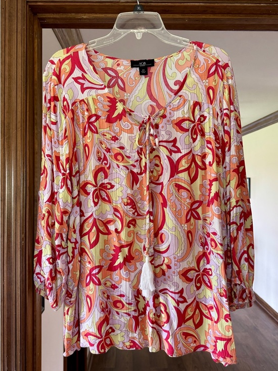 AGB Tops - AGB Floral Paisley Tie-Front Tunic in Red, Orange & Yellow